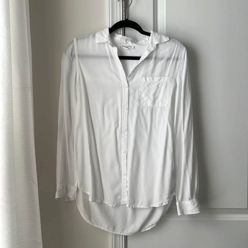 White Button Down 🤍